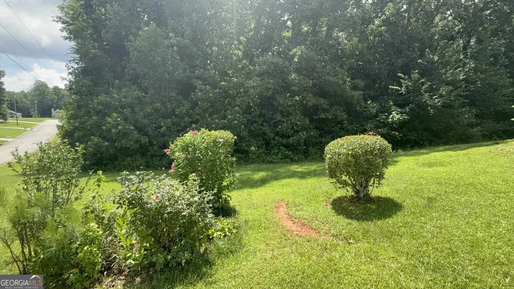 229 Majesty DR Rockmart, GA 30153