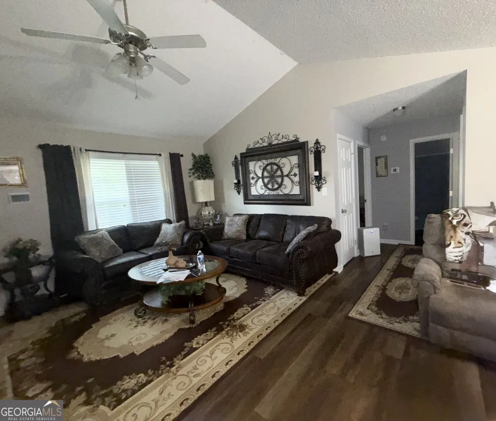 229 Majesty DR Rockmart, GA 30153