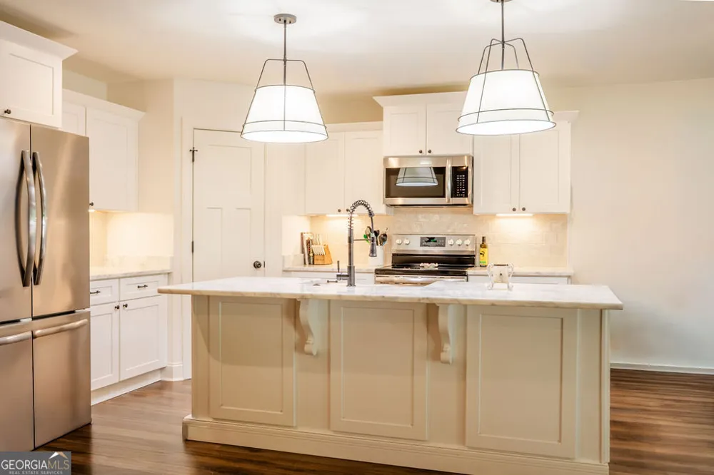 406 New Hope DR Perry, GA 31069