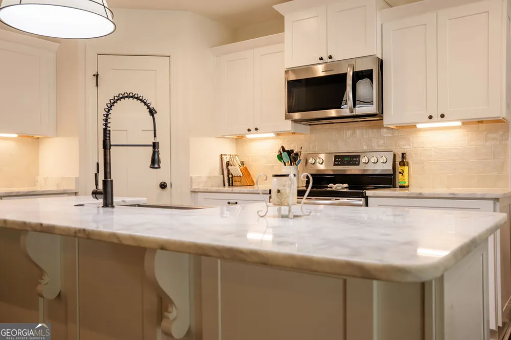406 New Hope DR Perry, GA 31069