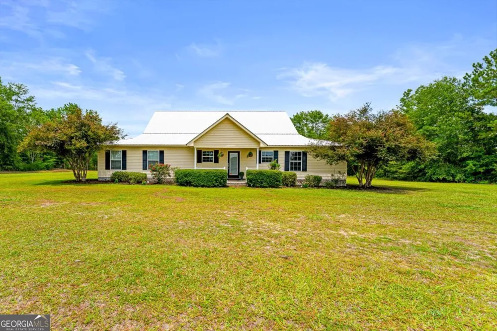 762 Old Mcleod Bridge RD Adrian, GA 31002
