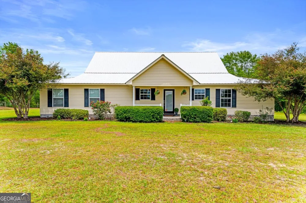 762 Old Mcleod Bridge RD Adrian, GA 31002