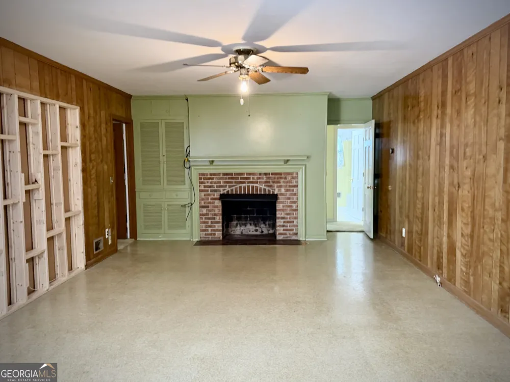 290 Virginia CIR Jeffersonville, GA 31044