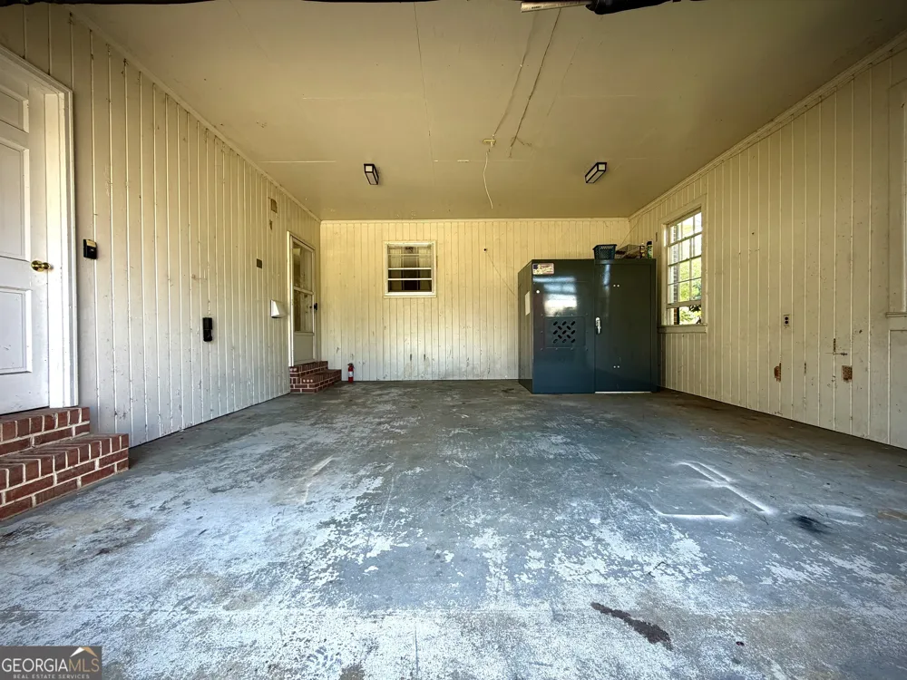 290 Virginia CIR Jeffersonville, GA 31044