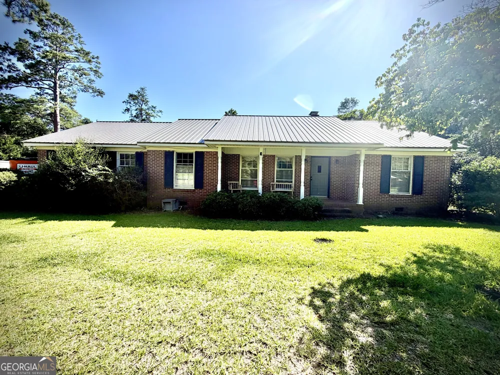 290 Virginia CIR Jeffersonville, GA 31044