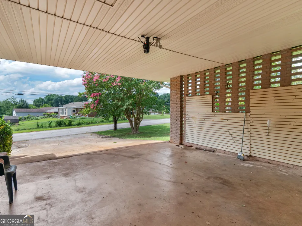 2026 Pinecrest DR Morrow, GA 30260