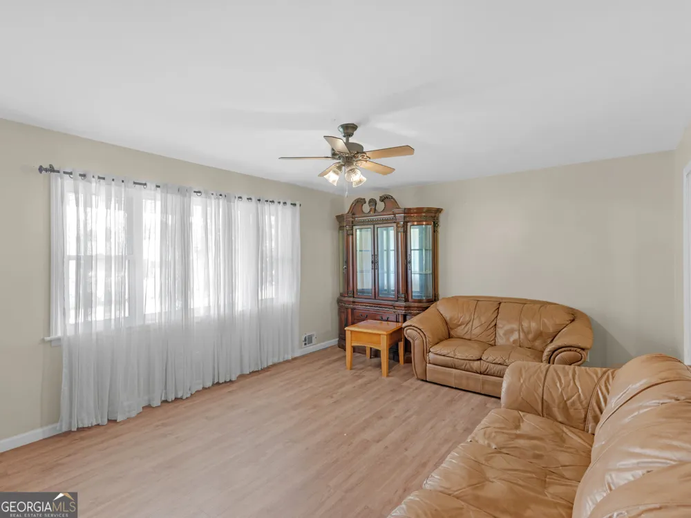 2026 Pinecrest DR Morrow, GA 30260