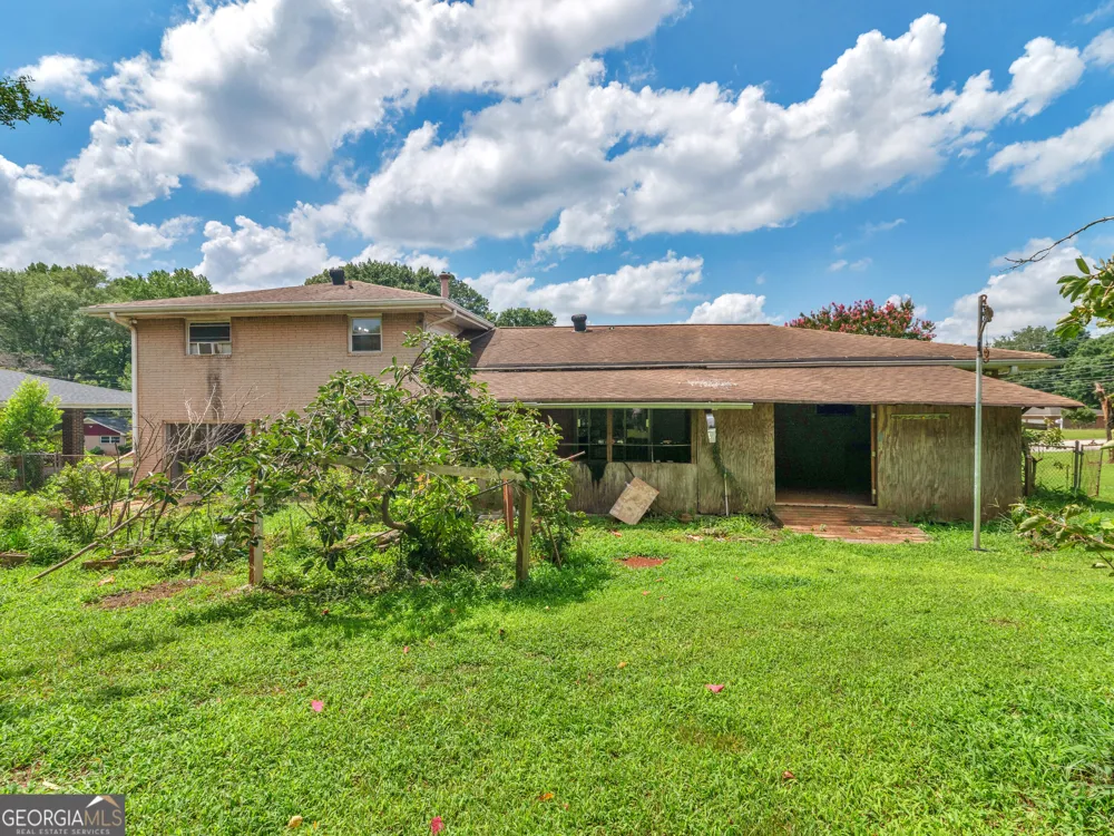 2026 Pinecrest DR Morrow, GA 30260