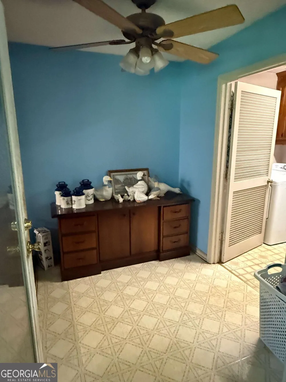 15 Clem Lowell RD Carrollton, GA 30116