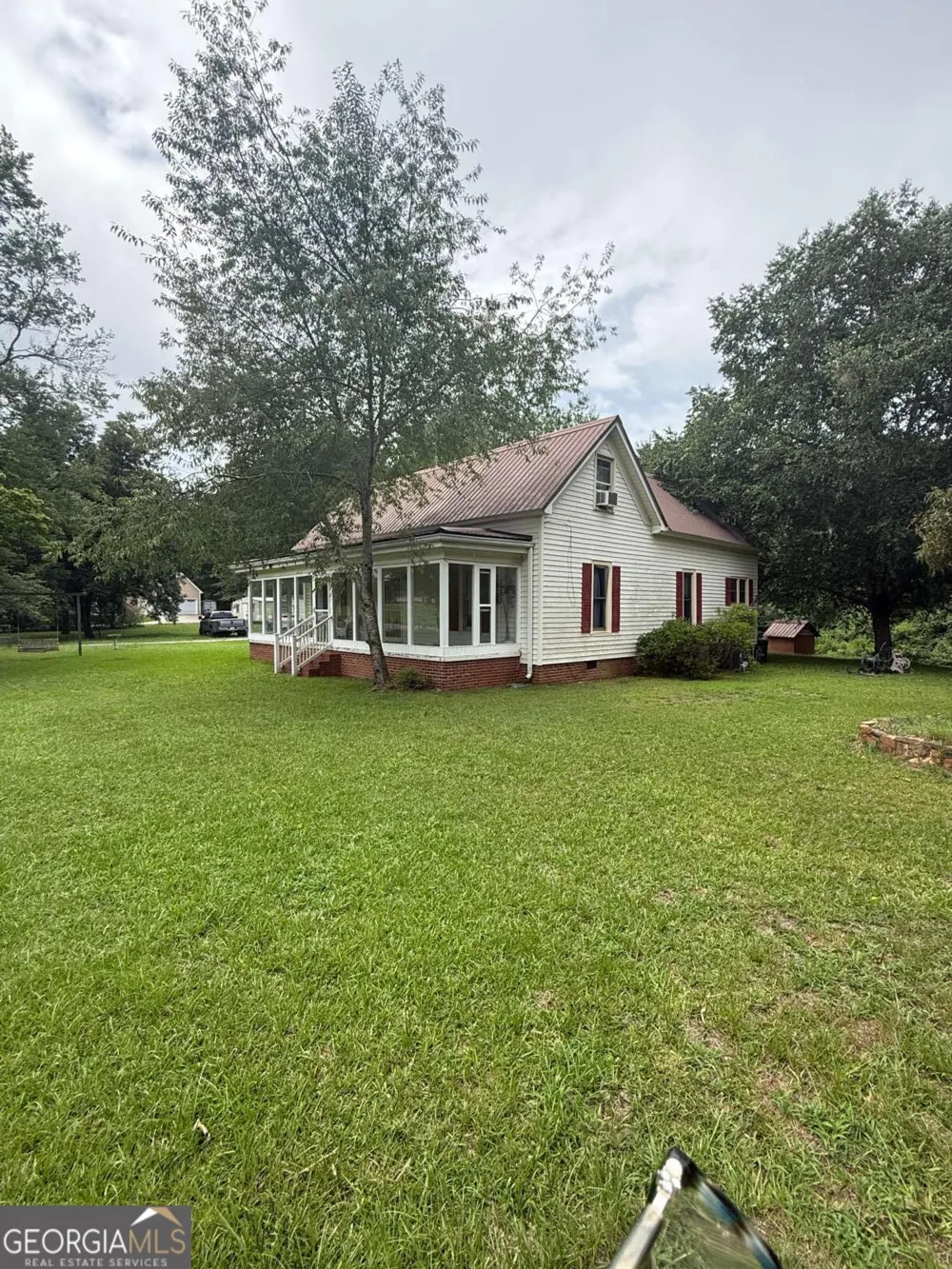 15 Clem Lowell RD Carrollton, GA 30116