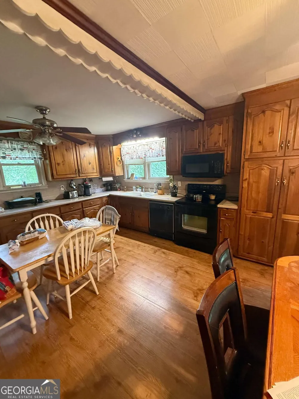 15 Clem Lowell RD Carrollton, GA 30116