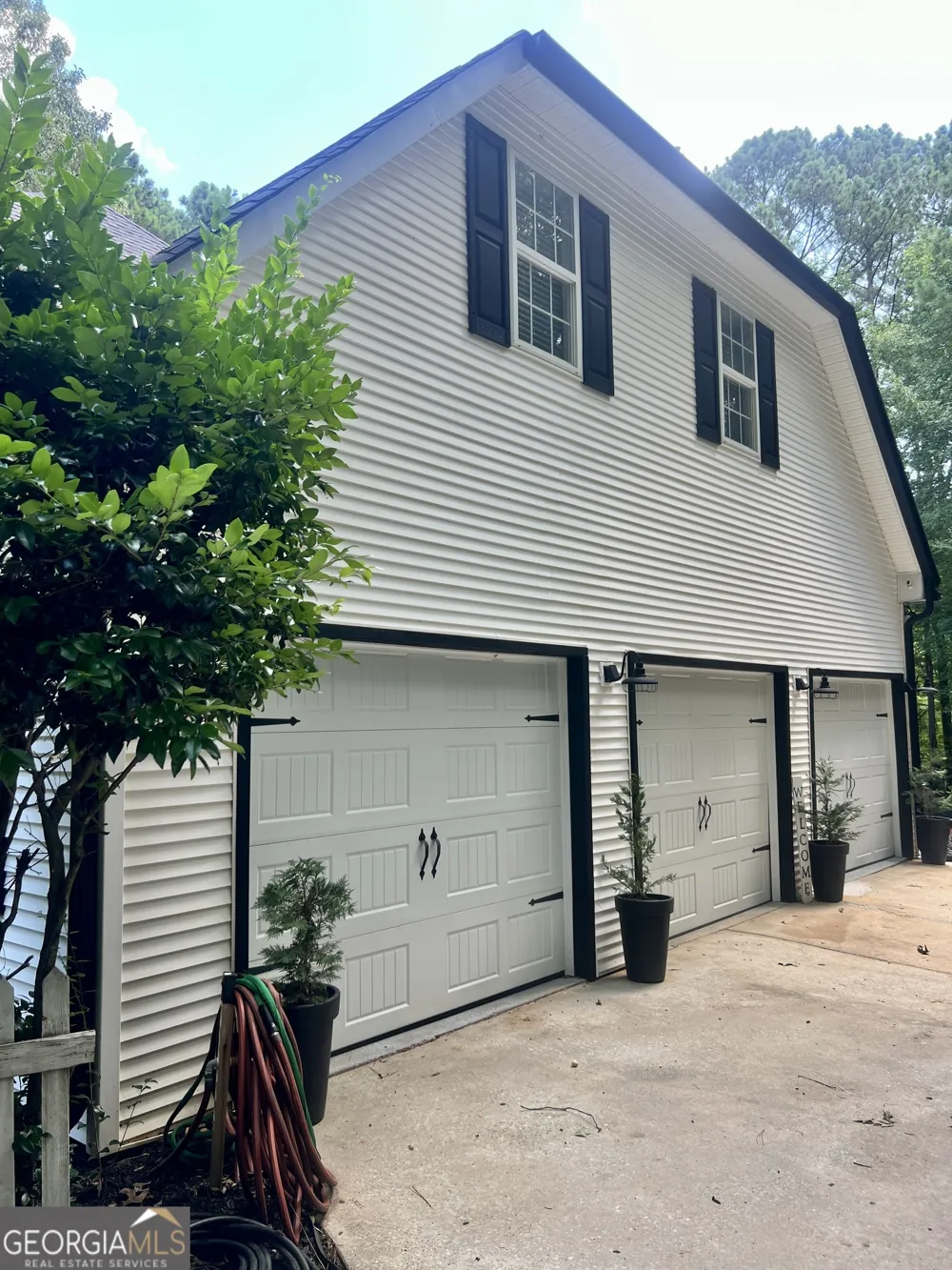 385 Minix RD Sharpsburg, GA 30277