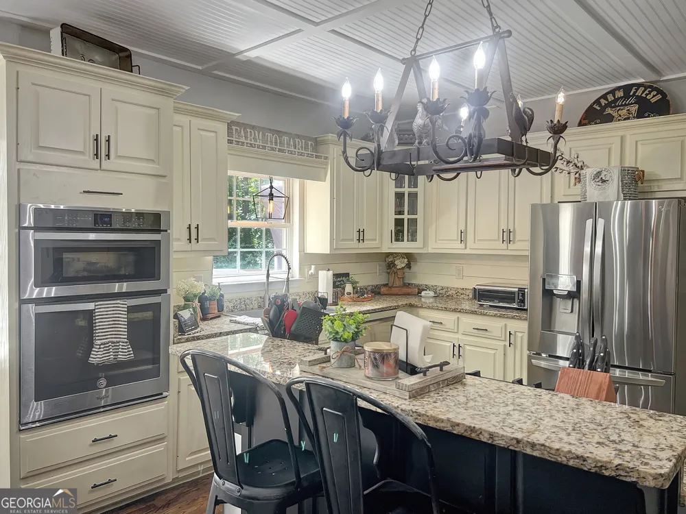 385 Minix RD Sharpsburg, GA 30277