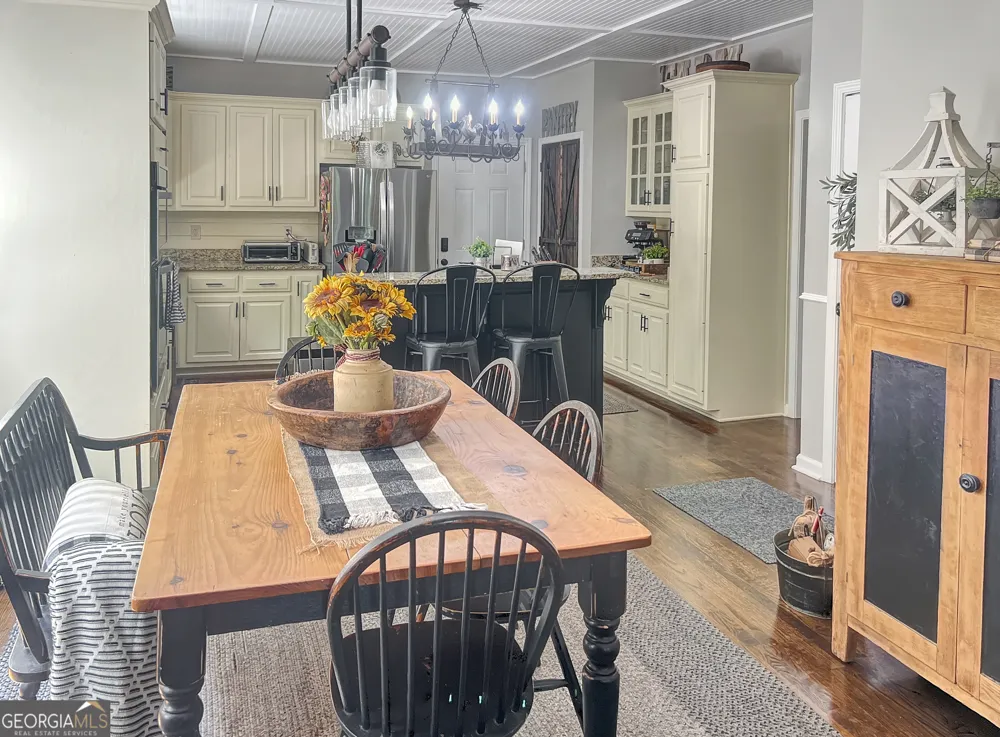 385 Minix RD Sharpsburg, GA 30277