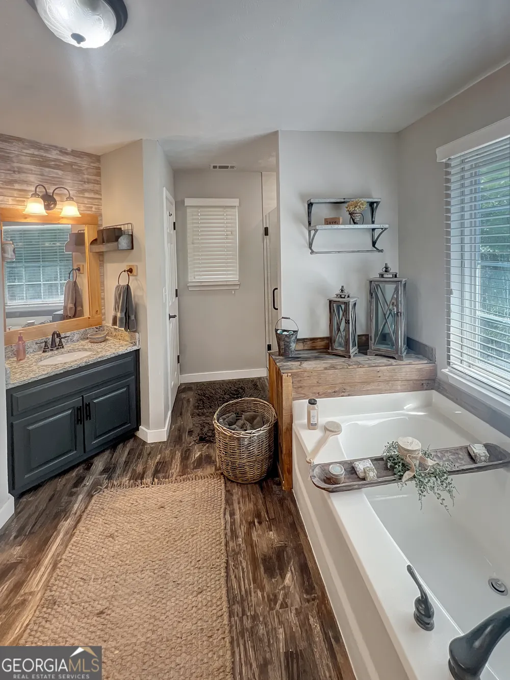 385 Minix RD Sharpsburg, GA 30277