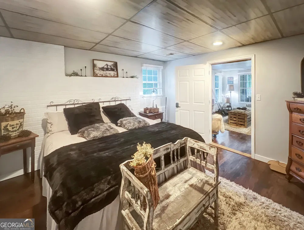 385 Minix RD Sharpsburg, GA 30277