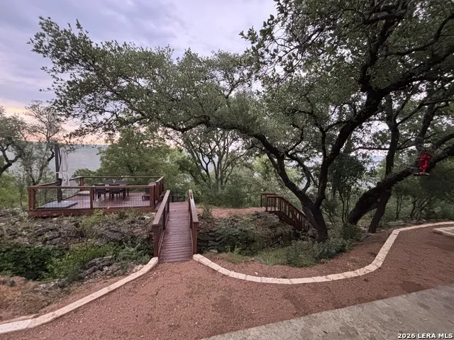 172 BLUFF TRL Dripping Springs, TX 78620
