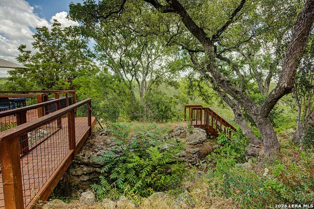 172 BLUFF TRL Dripping Springs, TX 78620