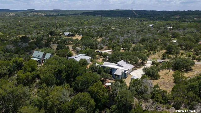 172 BLUFF TRL Dripping Springs, TX 78620