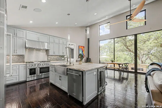 172 BLUFF TRL Dripping Springs, TX 78620