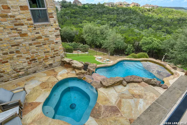 8035 VANITY HL San Antonio, TX 78256