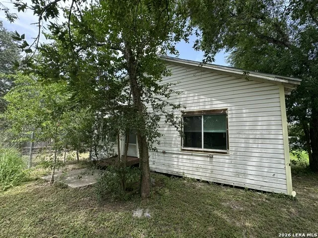 209 ONEAL AVE Sinton, TX 78387