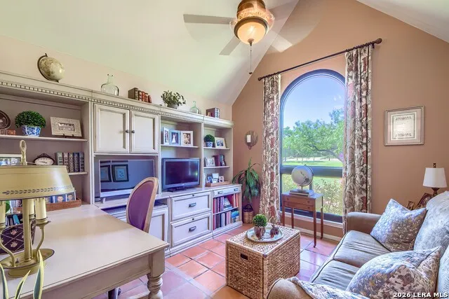 610 County Road 342 Hondo, TX 78861