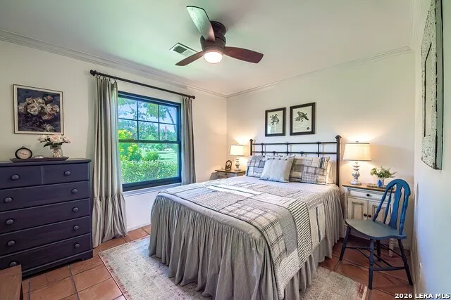 610 County Road 342 Hondo, TX 78861