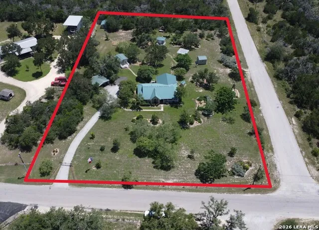 610 County Road 342 Hondo, TX 78861