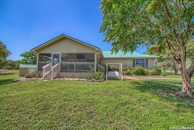610 County Road 342 Hondo, TX 78861