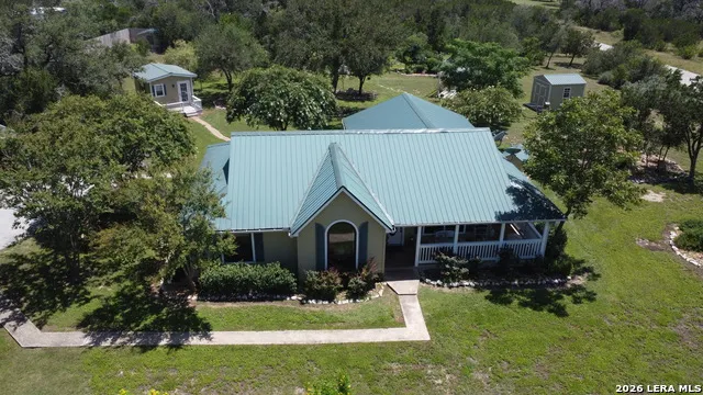 610 County Road 342 Hondo, TX 78861