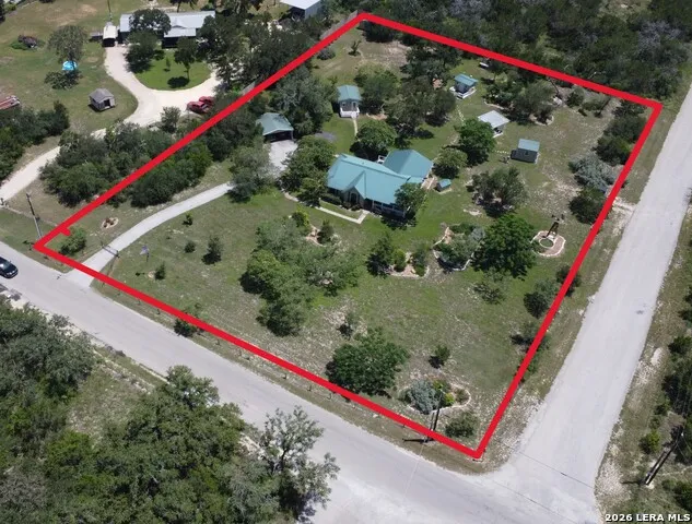 610 County Road 342 Hondo, TX 78861