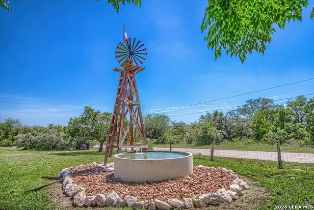 610 County Road 342 Hondo, TX 78861