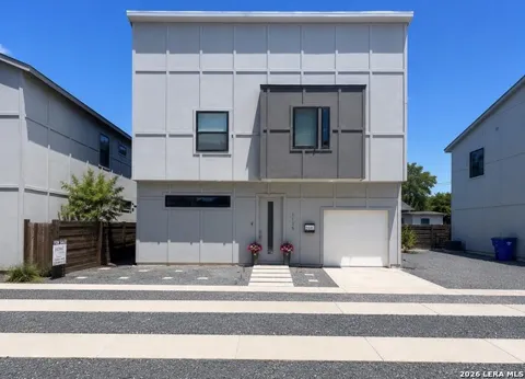 1138 Gibbs Unit 201