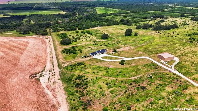 2194 S Ranch Rd 187 Sabinal, TX 78881