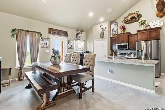 2194 S Ranch Rd 187 Sabinal, TX 78881