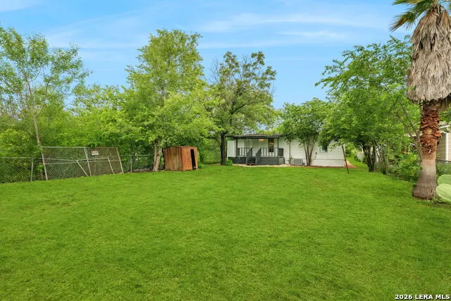 726 PRICE AVE San Antonio, TX 78211