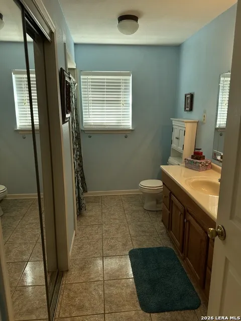 186 COUNTY ROAD 148 Kenedy, TX 78119