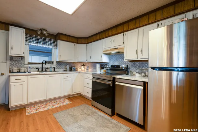235 County Road 7712 Devine, TX 78016