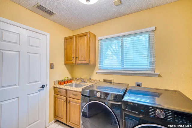 208 Echo Valley Del Rio, TX 78840