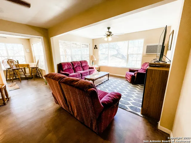 1078 Via Chaca Brackettville, TX 78832