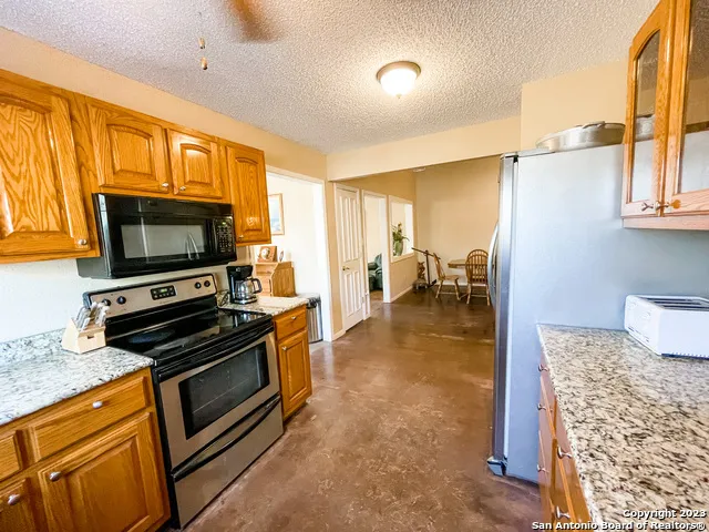1078 Via Chaca Brackettville, TX 78832