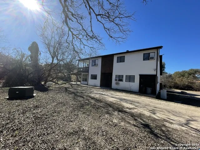 1078 Via Chaca Brackettville, TX 78832