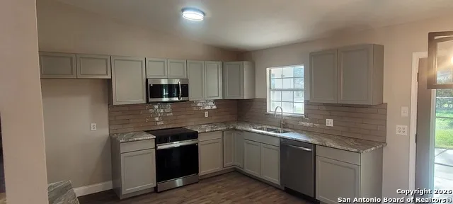 141 Trudy Lane Universal City, TX 78148