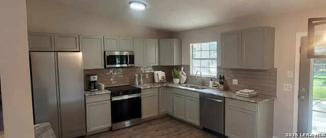 141 Trudy Lane Universal City, TX 78148