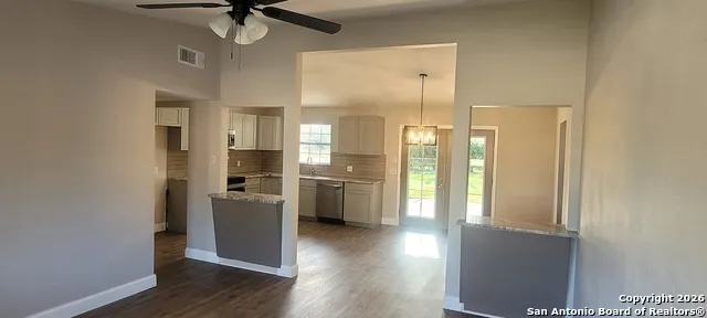 141 Trudy Lane Universal City, TX 78148