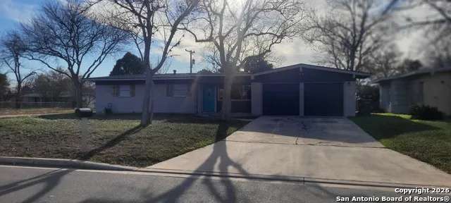 141 Trudy Lane Universal City, TX 78148