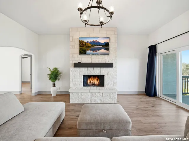 101 Jerry Gray Blanco, TX 78606