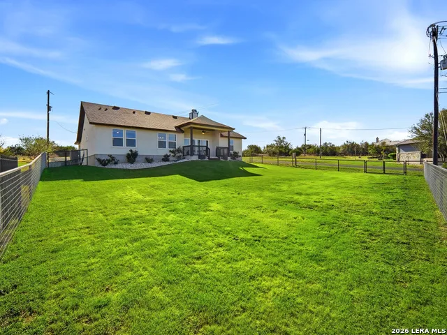 101 Jerry Gray Blanco, TX 78606