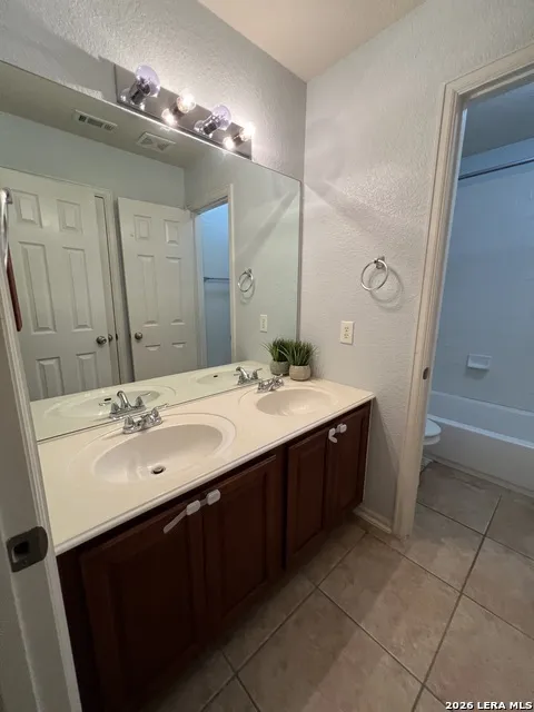 15810 COTTON TAIL LN San Antonio, TX 78255
